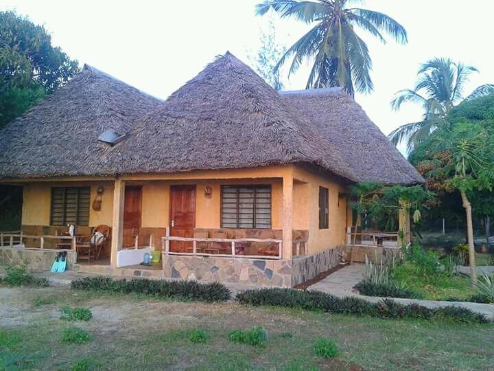 Mango Lodge Msambweni Kisimachande ภายนอก รูปภาพ